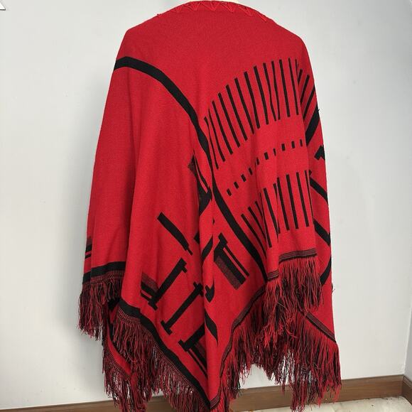 Kensie Red Black Southwestern Fringe Poncho Sweater Reversible Shawl Holiday O/S - Picture 11 of 11